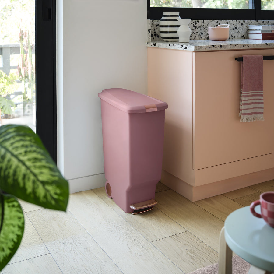 40L Slim Hybrid Step Can